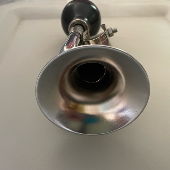 Bell Honker 300 Horn Silver - Picture 5 of 5